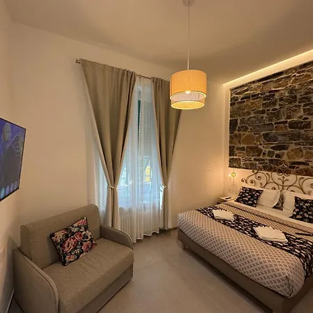 Lina & Guest house 3*