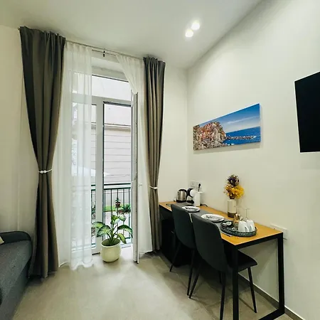 Lina & Guest house *