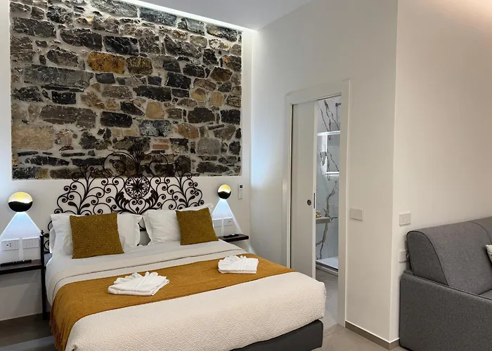 Lina & 3* 斯培西亚