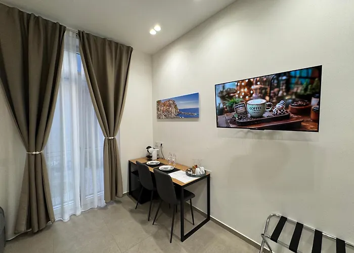 Lina & 3* 斯培西亚